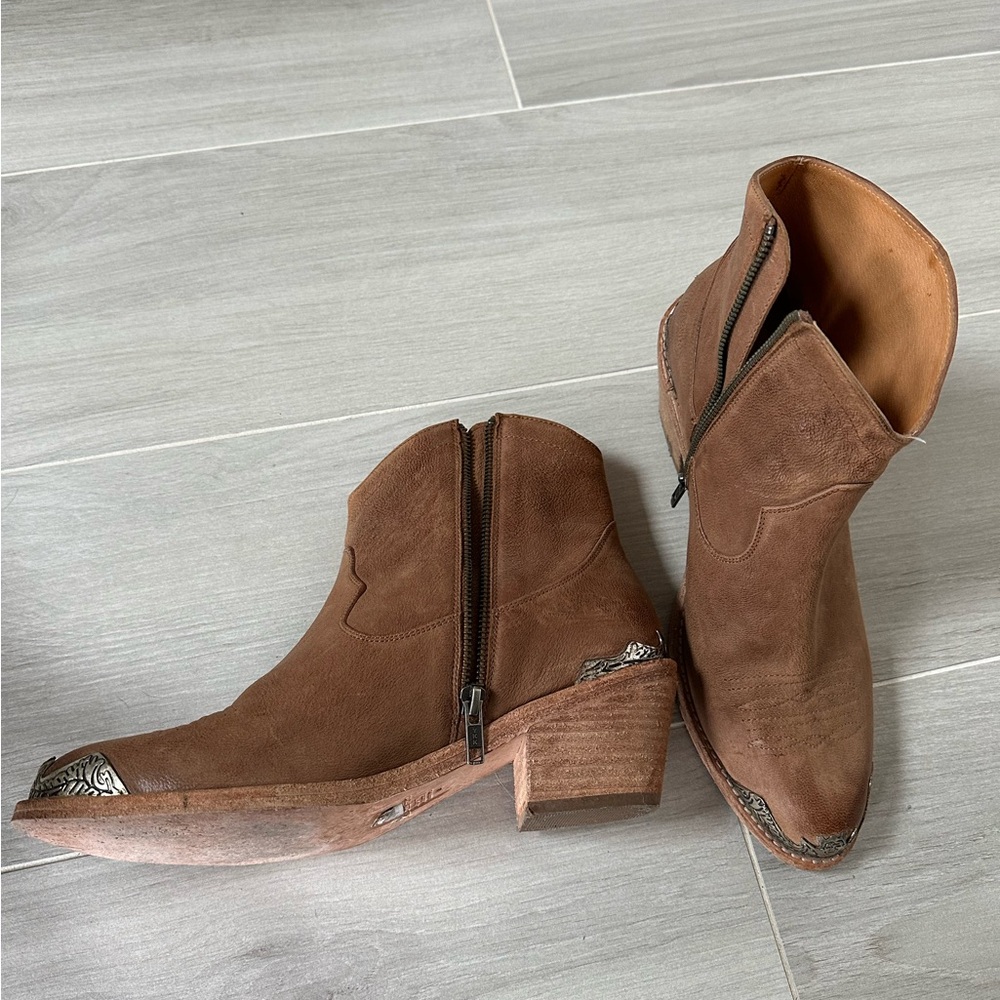 Spell and the Gypsy boots